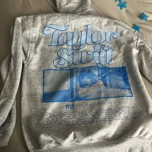The Vault photo 1989 (Taylor’s Version) Gray Hoodie